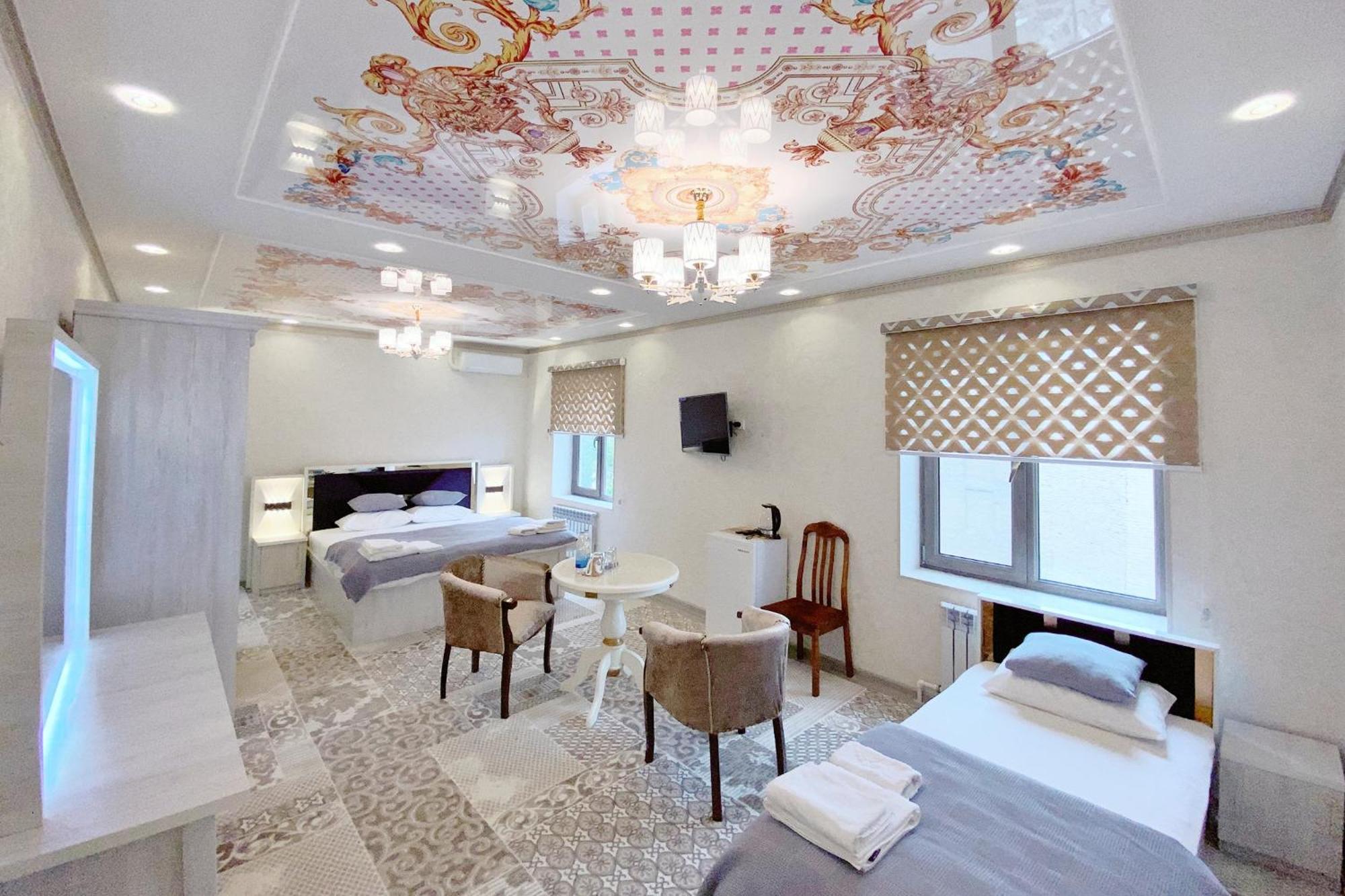 Nanosh East Hotel Бухара Екстериор снимка